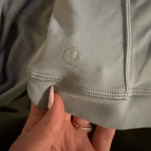 Run Cropped Half Zip - Picture 3 of 4